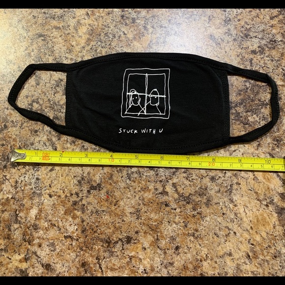 NWOT Ariana Grande & Justin Window Face Mask - Picture 3 of 6